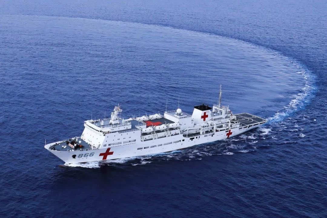 Eivor_Koy's tweet image. I was surprised to see that few X users are familiar with the great work being done by China's Peace Ark Hospital (和平方舟). Since its commission in 2008, the hospital ship has visited 43 countries and regions, delivering free medical care to around 250,000 patients in…