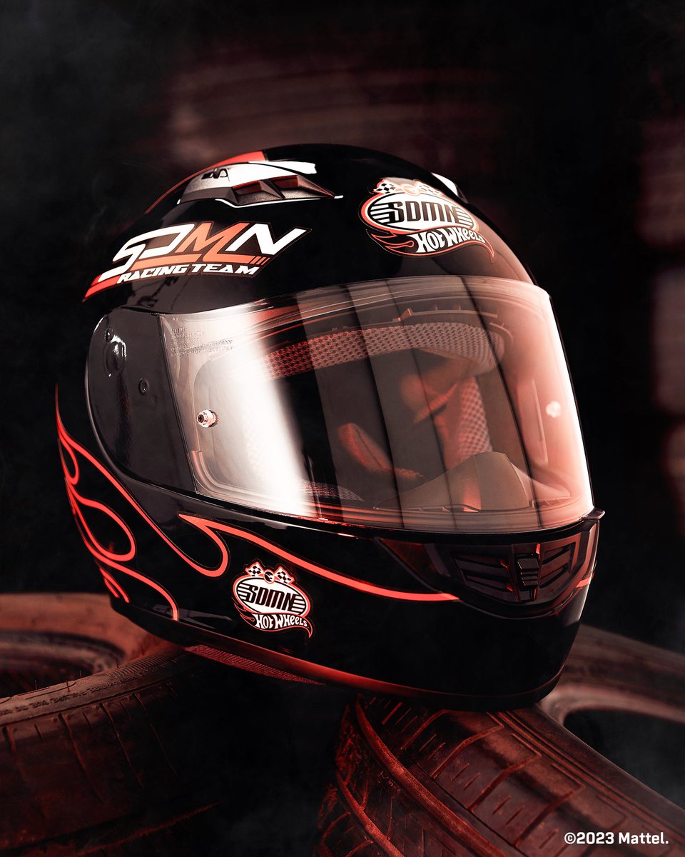 SidemenClothing's tweet image. 🚨 GIVEAWAY 🚨

Drop a like and some 🔥 's below for a chance to win this SDMN x Hot Wheels 1-of-1 Racing Helmet. 

[ DROPPING ONLINE SUNDAY ]