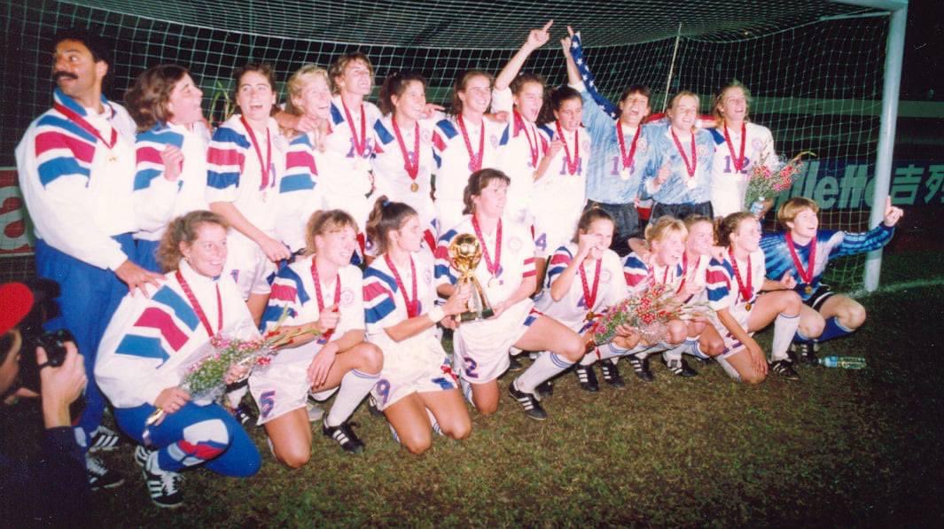 USWNT's tweet image. Sending out birthday wishes to 1991 World Cup champ and #USdeafWNT head coach Amy Allmann Griffin! 🎂