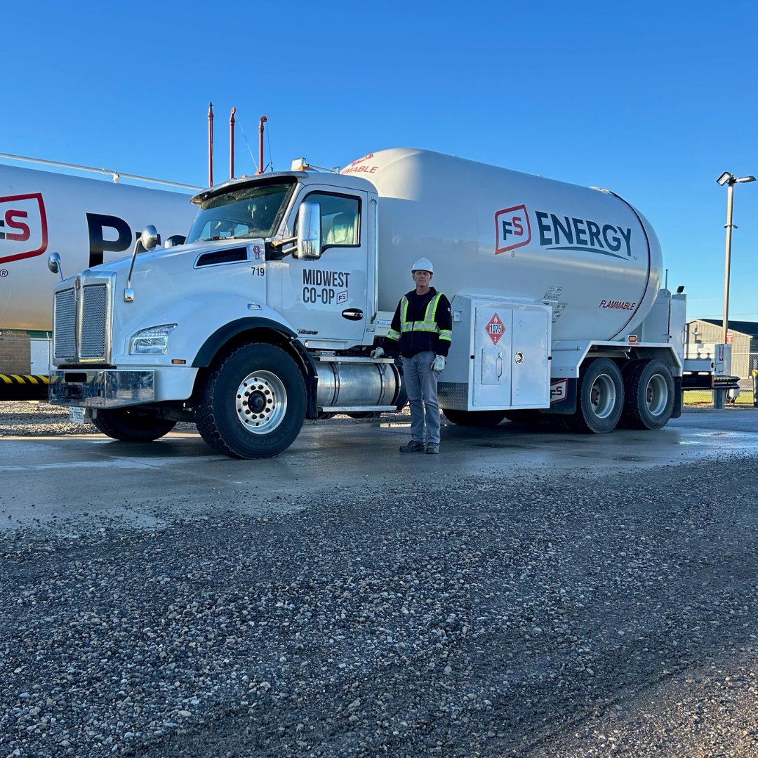midwestco_op's tweet photo. Our Energy Driver, Paul is pictured here at our newly acquired Bulk Plant in Hanover. 

We're excited to announce our agreement with UPI Energy &amp; GROWMARK Inc. to enhance FS territories and provide the highest level of service possible. https://t.co/OGUSinKkO5