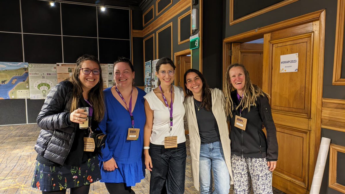 Ana Novoa Perez (@ananovoaperez) on Twitter photo Invasive women! 👽💁🏽♀️💪🏼🤩💜 @floryannelli <a href="/ZarahPattison/">Dr ZP (she/her)</a> <a href="/BarbaraLangdonF/">Barbara Langdon</a> <a href="/SKumschick/">Sabrina Kumschick</a> <a href="/emapi2023/">EMAPI 2023</a> Invasive women! 👽💁🏽♀️💪🏼🤩💜 @floryannelli <a href="/ZarahPattison/">Dr ZP (she/her)</a> <a href="/BarbaraLangdonF/">Barbara Langdon</a> <a href="/SKumschick/">Sabrina Kumschick</a> <a href="/emapi2023/">EMAPI 2023</a>