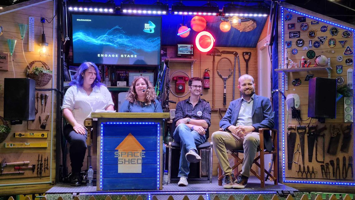 It was a pleasure to live record this podcast at #NewScientistLive, featuring lava on Kepler-10b, planets falling apart, and why Pluto isn't (but should be) a planet.