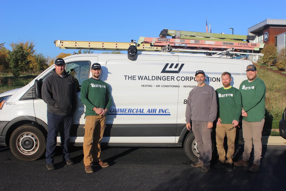 WaldingerCorp's tweet photo. Employees at our Madison, WI, branch volunteered on Saturday to make sure area veterans have heat this coming winter as part of the 35th annual Heat's On event hosted by @MSC_MAPC and @Steam601! 🔥
#hvac #heatson #supportingveterans https://t.co/rUlgeXrSYp