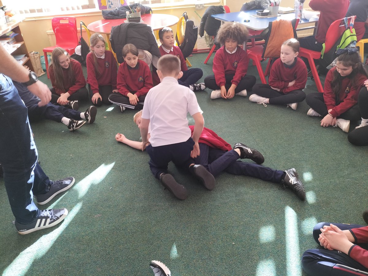 Thank you to Gary from <a href="/BritishRedCross/">British Red Cross 🧡</a> for our first aid training. A very important life skill to learn. 
<a href="/StOPPSBelfast/">St.OliverPlunkett PS</a>