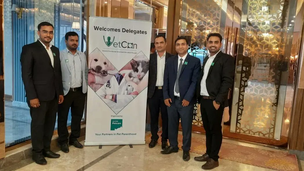 Hesterindia's tweet photo. We held our 1st VetCon Doctors Meeting in Lucknow, where vets came together to foster connections and explore pet healthcare solutions. Our esteemed speaker, Dr. Shriniwas Vishwasrao shared his key insights on clinical advancements for pet joint ailments.
#Hester #VetCon https://t.co/tVSIAFPEYb