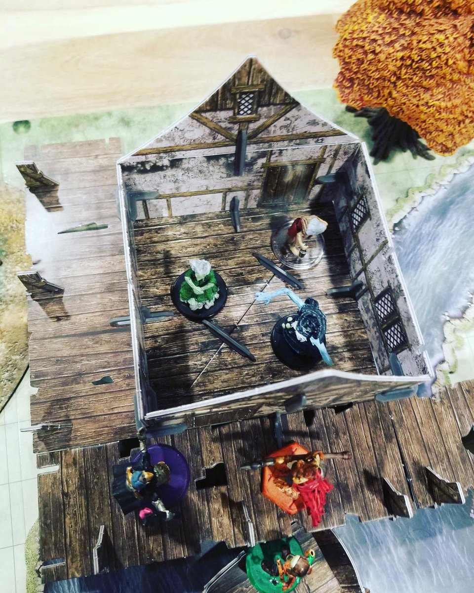 Init_Syndicate's tweet photo. Some more shots from one of our last spooky battle maps. The Gravy Train faces off against the Blightbog Coven! #dnd #dungeonsanddragons https://t.co/DDUr4IXZfU