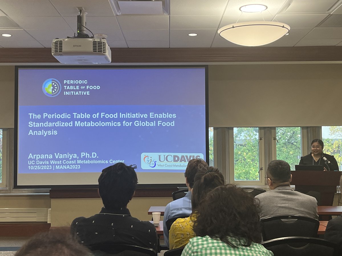manaecm's tweet image. Check our our #MANAECM chair @panza001 presenting on the importance of metabolomics in global food initiatives! Great start to the morning sessions at #MANA2023 @MetabolomicsANA