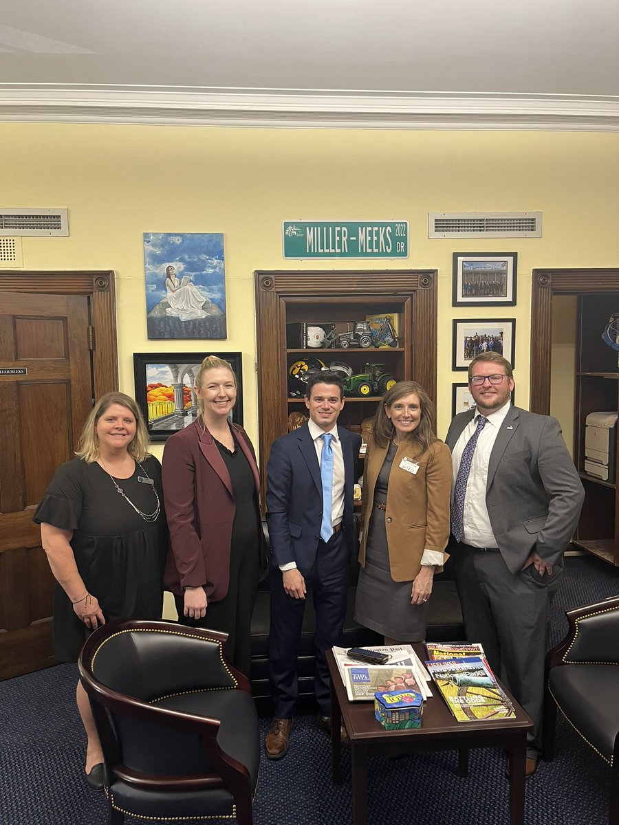 Andrea Woodard tweet media