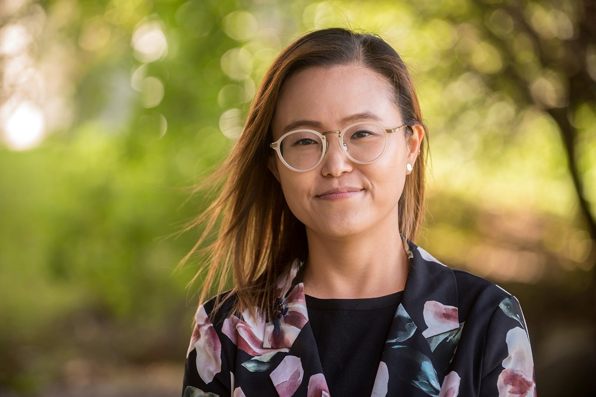 QueensEduc's tweet photo. October 23 โ 27 is Media Literacy Week! Listen to our podcast about social media and critical digital literacy in the classroom with our very own @Claire_S_Ahn https://t.co/gKamdx9QkF #MediaLitWeek https://t.co/XJwMsoTD66