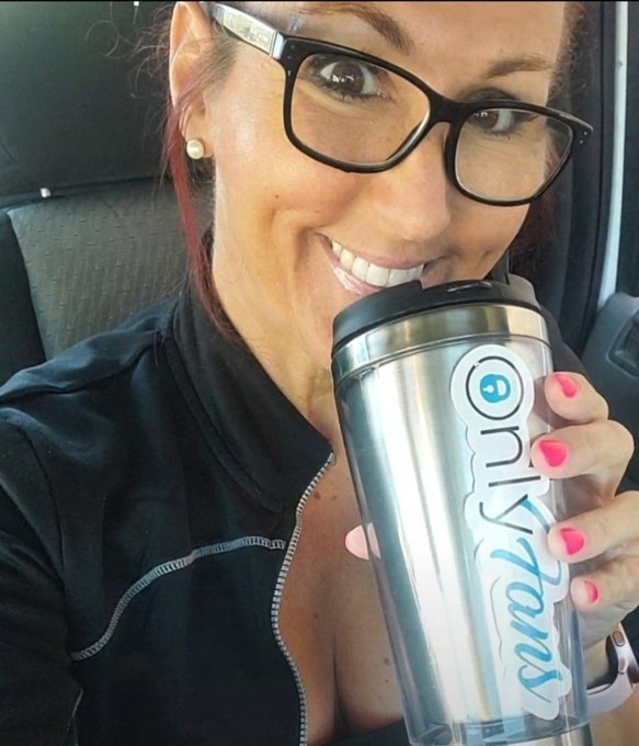 Mid day ☕️ break!https://t.co/ncHFpHzjhI #ofmerch https://t.co/1vIMi8fhtx<a href="/tag/ofmerch"class="tags">#ofmerch</a>