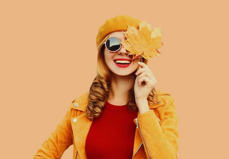 DiscoveryMap's tweet image. The days are getting shorter, the air is getting crisper, and you know what that means...Fall foliage!

To help you make the most of this season, we've created a list of the best Discovery Map destinations for leaf peepin'. 

discoverymap.com/blog/discover-…