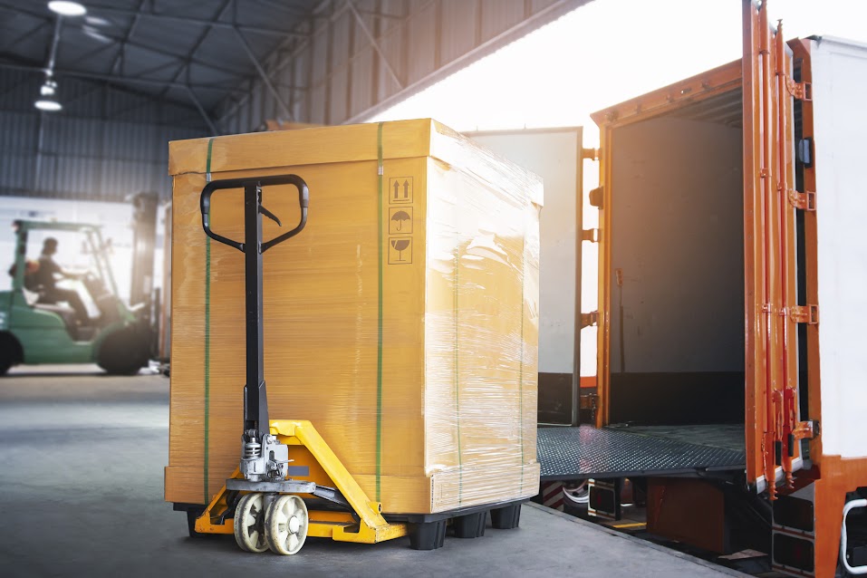 OnTimeSafeTruck's tweet photo. Have a pallet of merchandise that you need transported? Call On Time Safe Truck, LLC to see what we can do for you.  https://t.co/Nf8LGvGIb6 #FreightTransportationCompany #FreightService #GroundFreightTransportation #TruckCompany https://t.co/5VxoLrj93D