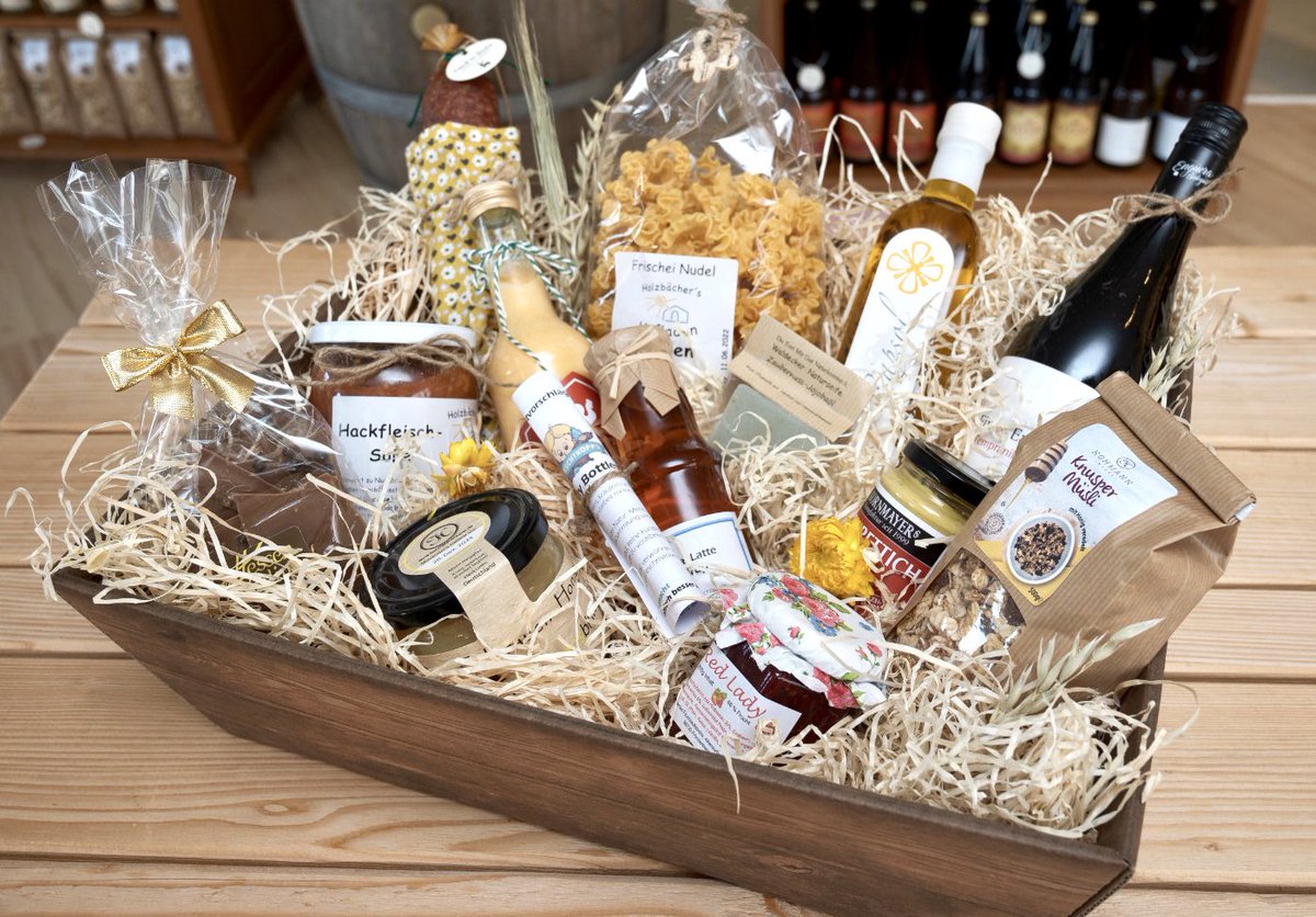 DeGroeneVelden's tweet photo. Kerst- en relatiepakketten!

Op donderdag 26 oktober staat het businesshome in het teken van kerst- en relatiegeschenken in alle soorten, maten en prijzen! Lekker shoppen in relaxte sfeer.

Wees welkom en laat u verrassen!

https://t.co/I1SORKvZHE https://t.co/CbEfQoe9dK