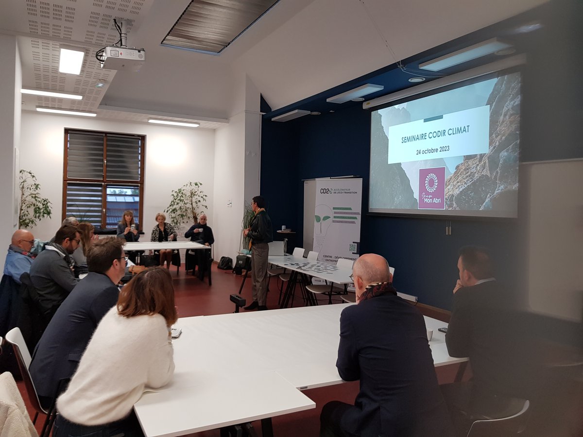 groupemonabri's tweet photo. 🌱 Sensibilisation au changement climatique pour le Groupe Mon Abri !
Pour l’occasion, les comités de direction @logis_metropole et @Habitatdunord se sont réunies hier à la @cd2e1119 afin de réaliser la @FresqueDuClimat. https://t.co/AZpzZlnPOH