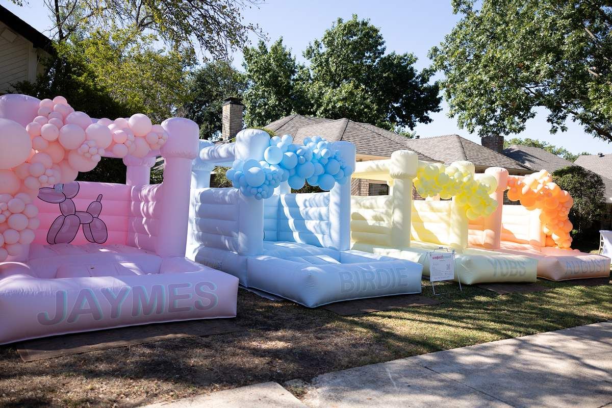 catchmyparty's tweet photo. Take a look at this cute colorfulful birthday party! The table settings are so pretty! https://t.co/V45bQmqL2b #catchmyparty #partyideas #colors #colorparty #girlbirthdayparty https://t.co/7wXj0EMHlS