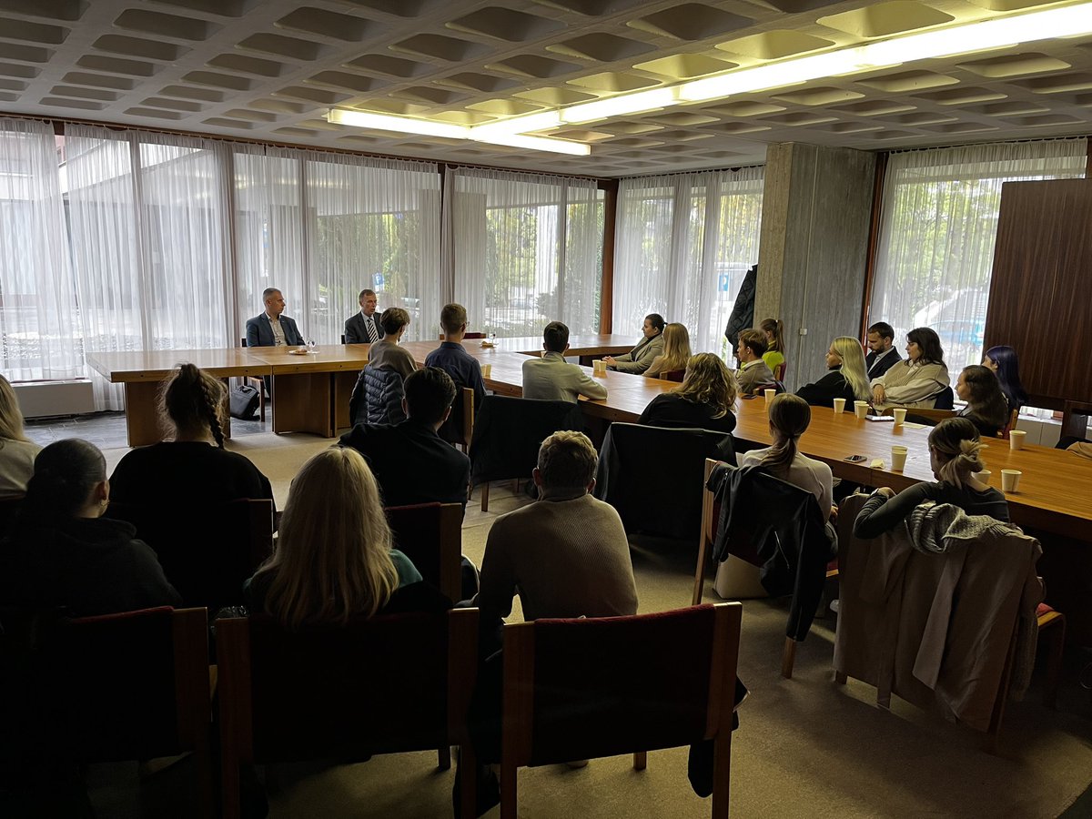 Always happy to receive students from Slovak universities <a href="/MisiaSr/">Permanent Mission of Slovakia to UN in Geneva</a> &amp; brief possible future leaders about multilateral Geneva <a href="/UNGeneva/">United Nations Geneva</a> 
Today a field trip from <a href="/MatejBelUni/">Matej Bel University</a> <a href="/FPVMV_UMB/">FPVMV @ UMB</a>
