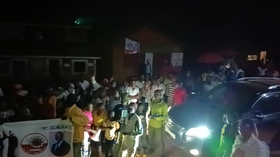 YannickNcuro243's tweet photo. "TOURS DE CONTROLE ÉLECTORAL"

De Burhale à mulamba passant par cihambe, les populations sont restées mobilisées jusqu'aux dernières heures de la nuit à l'attente du n°13 @JacquesBanywesize candidat à la députation nationale @BillyKambale1 @VitalKamerhe1 @ChaturHamida https://t.co/9v21PzCg3u