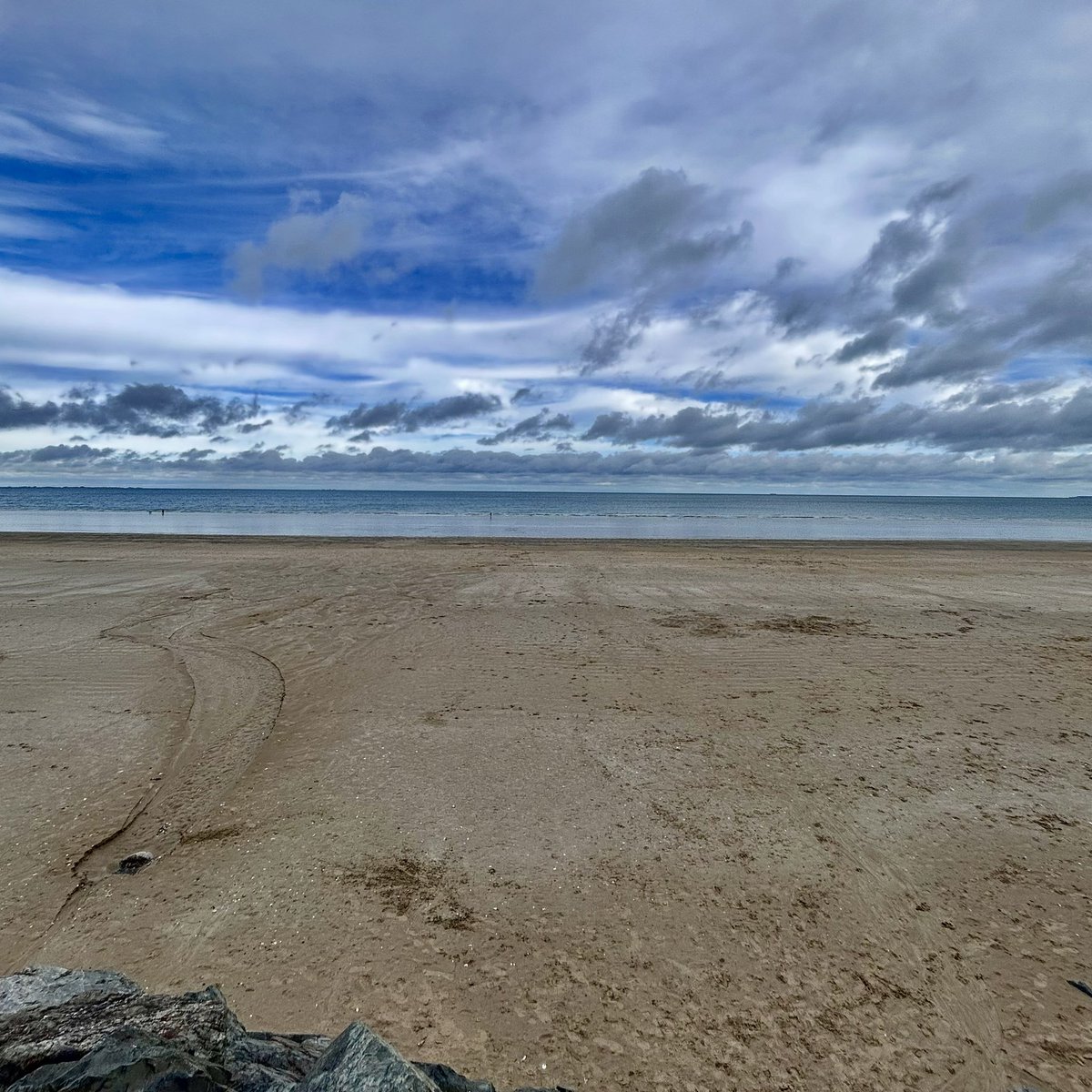 Emilien_SIMPLE tweet media