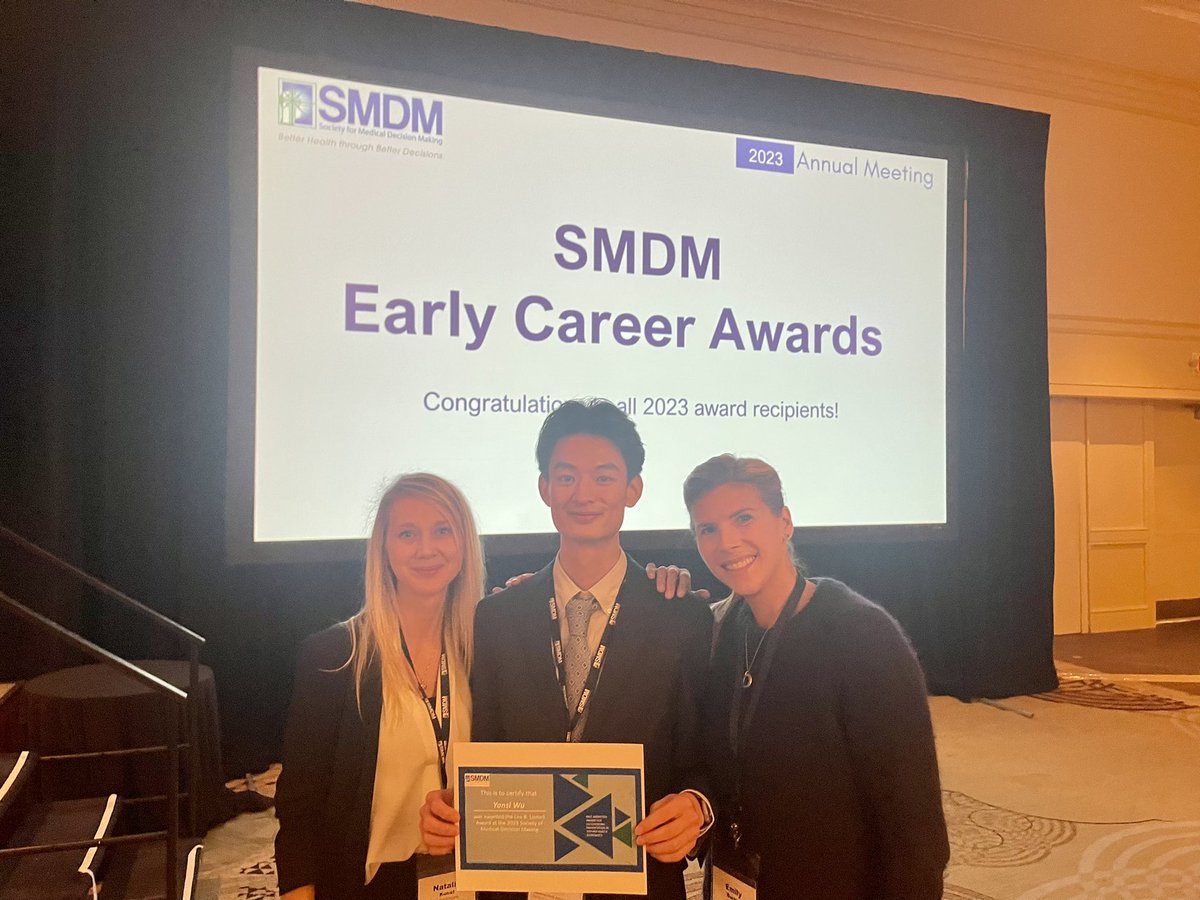 I couldn’t be more proud of my and @EmilyAnnika’s mentee, Yansi Wu, who won the SMDM Lee Lusted student award. Yansi did a fabulous job presenting his project on evaluating lung cancer screening in the Norwegian settings at #SMDM23 Congratulations, Yansi!! You’re rocking it! 🤩