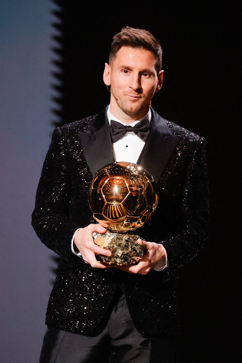 fan_yamal's tweet image. X risqué : C’est mieux que Messi souleve le Ballon d’or plutôt que Haaland , pour le bien du football