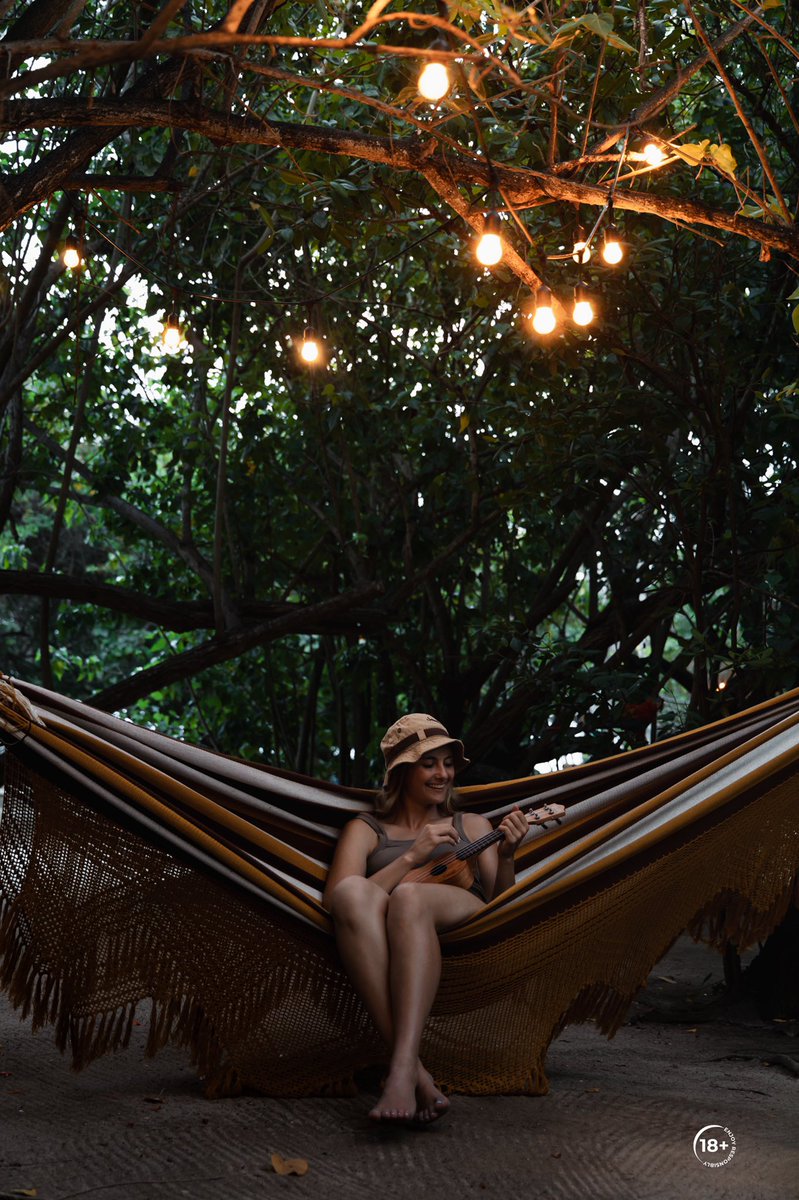 Finding my daily dose of harmony by ending day in nature’s embrace, where melodies of music and the symphony of the outdoors blend seamlessly. 

#ThisIsLiving #CoronaIsland #ad