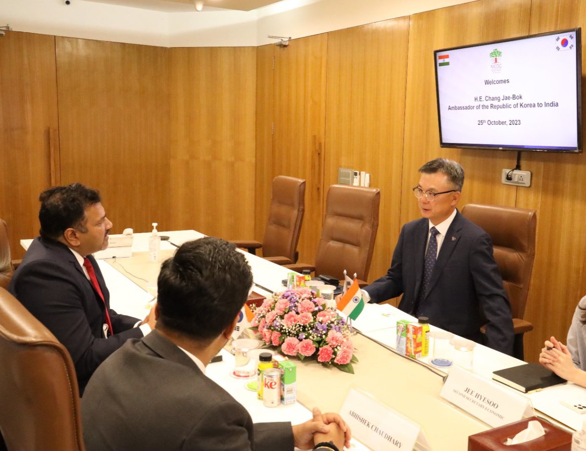 On Oct 25, Ambassador @ChangJaebok1 visited the National Industrial Corridor Development Corporation (NICDC). During the visit, Ambassador Chang engaged in a presentation by @nicdc01 regarding their national initiative, the 'National Industrial Corridor Programme.' #IndiaKorea