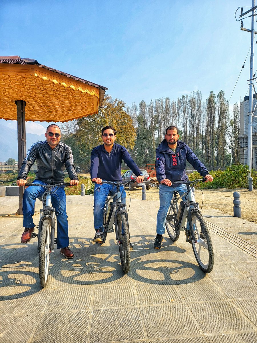 Zeeshan Khan, KAS tweet media