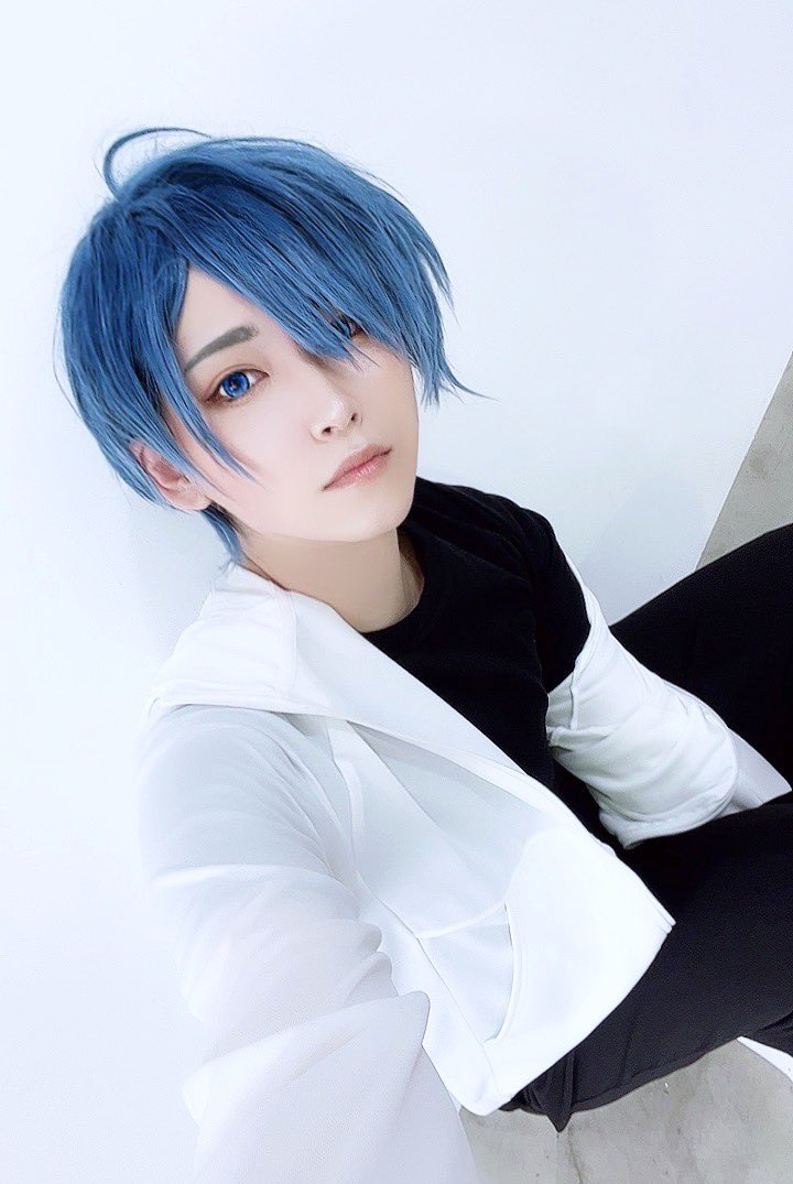 yamatoyass's tweet photo. NEW (te”nC)^2の鏡崎牙嵐でした。
難しかった…頑張りました。見てね！

これをきっかけに、NEW (te”nC)^2はもちろん(シンデンシデンシと読みます)
HOWlingの色んなユニットの色んな曲を、たくさん聞いて貰えたらうれしい☺️

#HOWLing  #NEWtenC2 https://t.co/d7Ii28SaXY