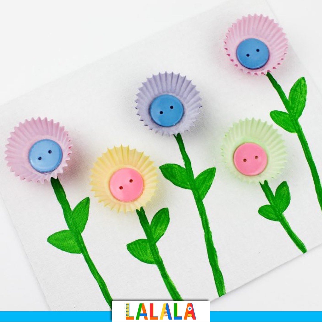 Kek kağıtlarından çiçek bahçesi🌷🌹 Yaptığınız resimleri farklı malzemelerle zenginleştirerek boyut katabilirsiniz✨