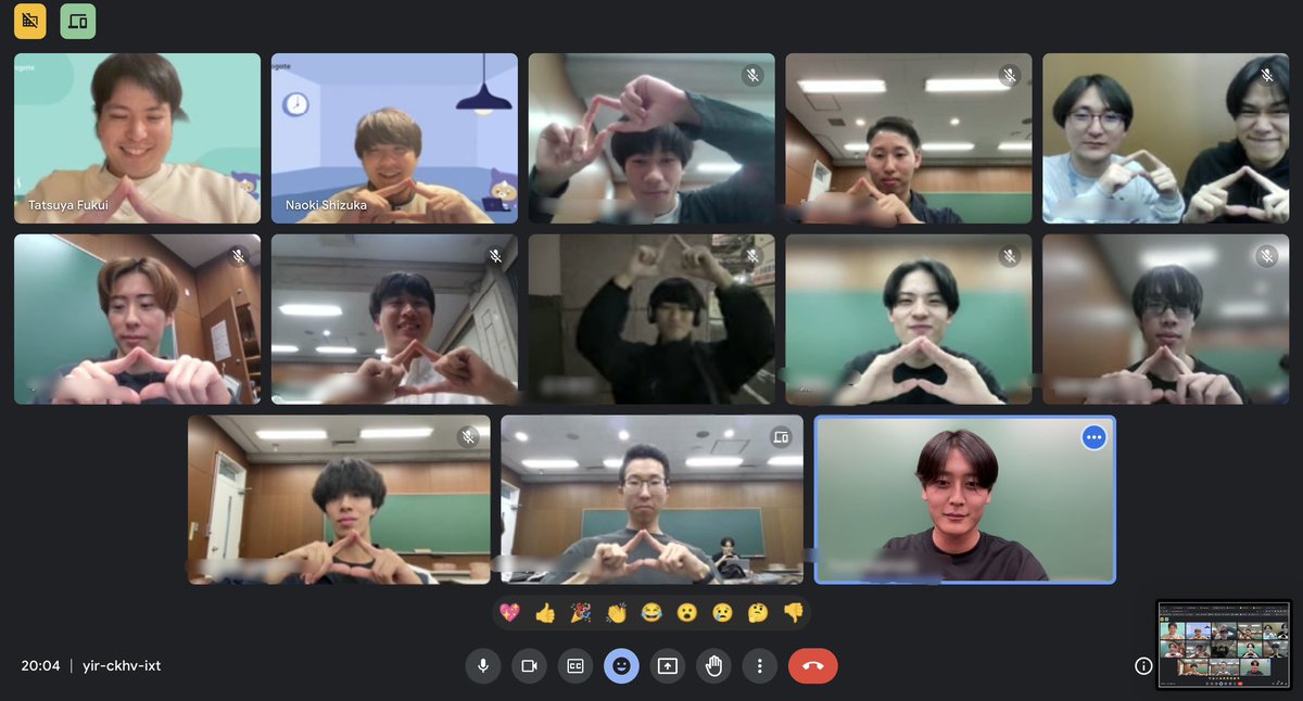 PeachTech_0927's tweet image. 先日の対面活動では、オンラインプログラミング学習サービスを提供する #Progate 様と #PeachTech のコラボ勉強会を実施しました！

12人もの学生が参加した今回の勉強会のテーマは「Git/GitHubチーム開発入門」。
非常に貴重な勉強の機会をありがとうございました！🍑