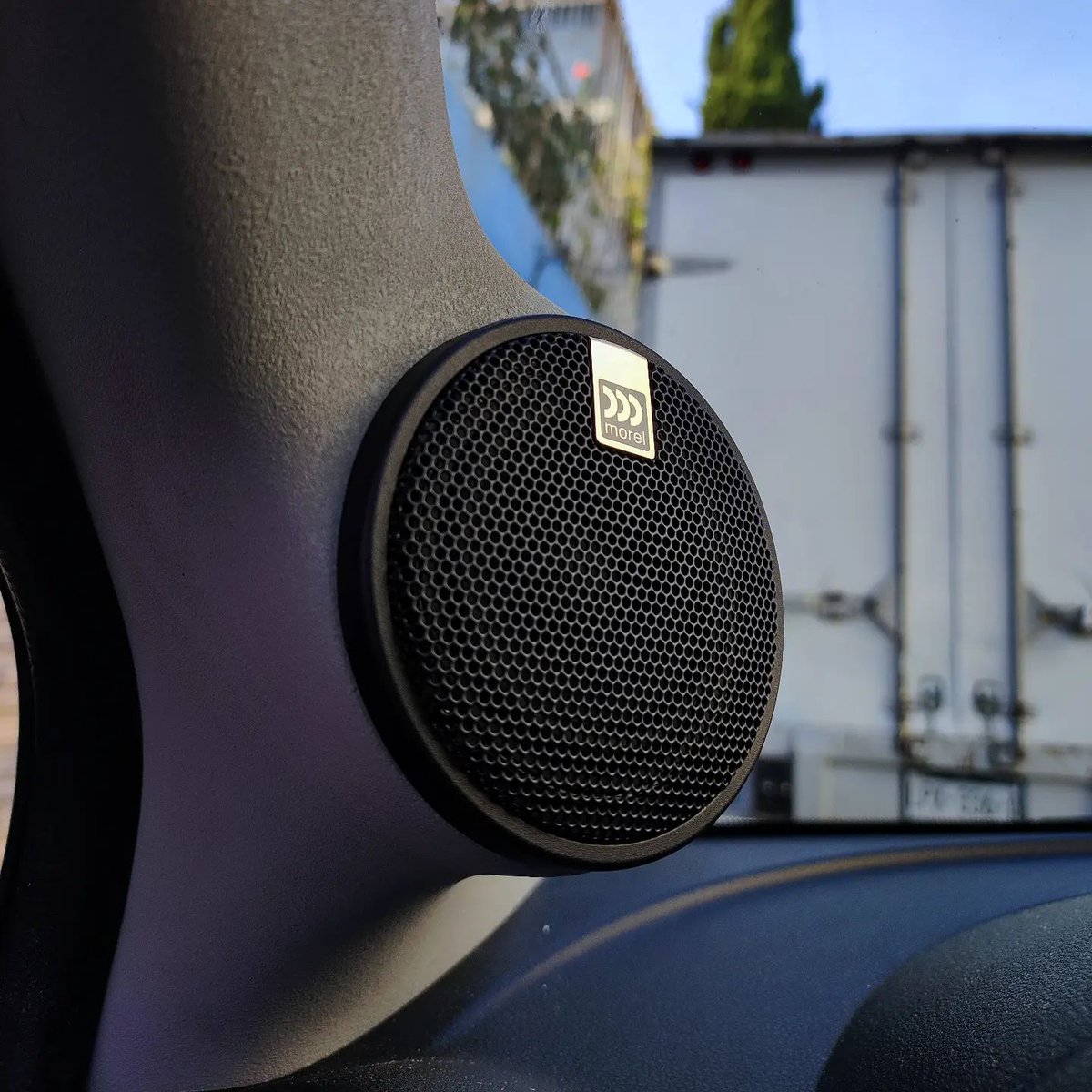 MorelHiFi's tweet photo. 📷 of the day: Morel speakers rock your car with amazing sound. Installed by #autophile23 
Discover Morel's car audio - https://t.co/WhATSW4Ubp

#morelhifi #morelcaraudio #caraudio #caraudiosystem #soundquality #caraudiofab https://t.co/jmMFh1YSMU