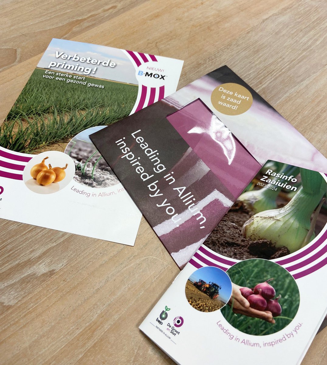 Deze kaart is uienzaad waard! De enveloppen met de nieuwe rassenboekjes🧅 voor het aankomende teeltseizoen zijn verzonden. Vindt u een gouden videokaart in uw brievenbus? Neem contact op met een van de accountmanagers 👉degrootenslot.nl/contact