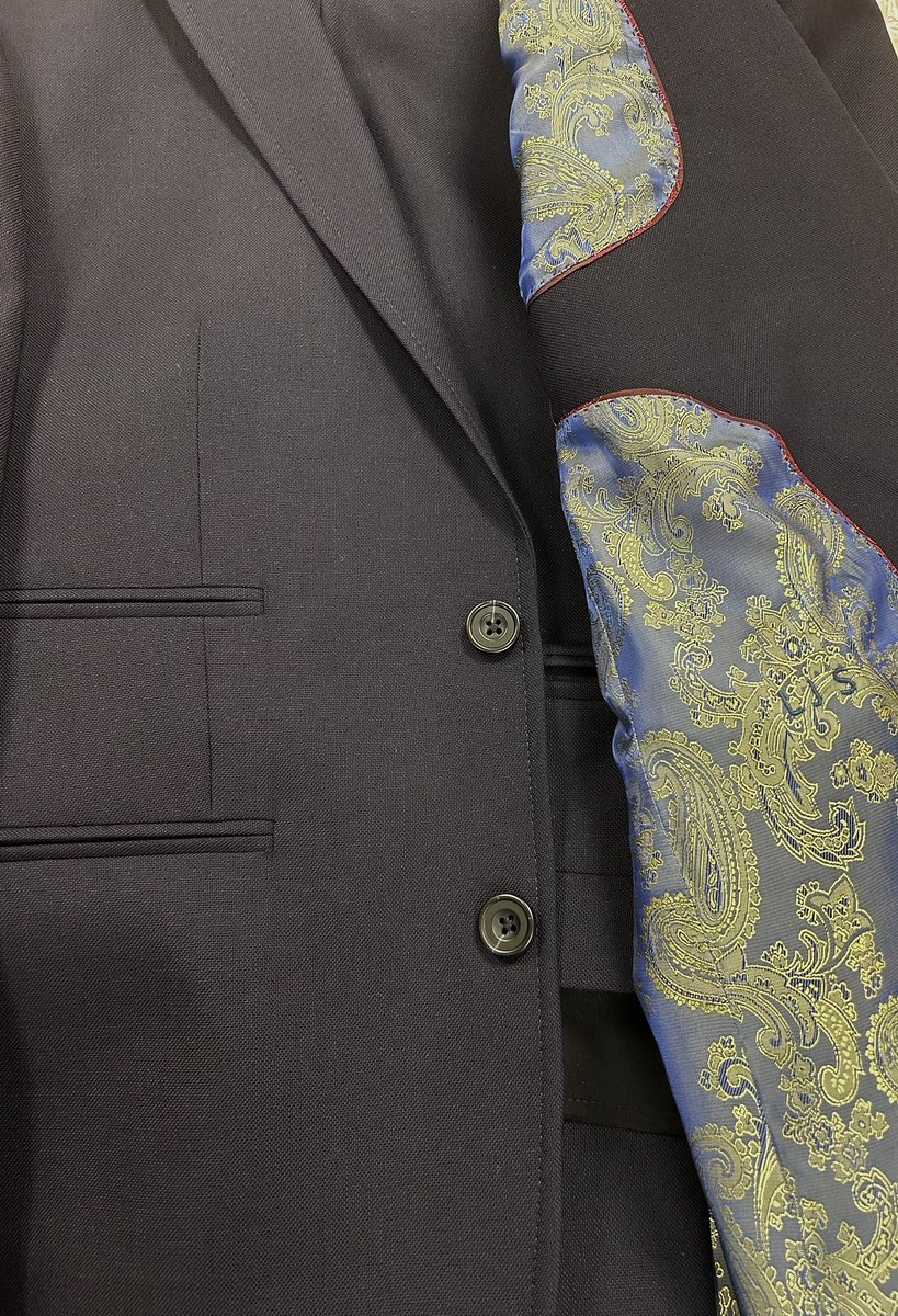 Many thanks <a href="/liamjscully/">Liam Scully</a> for your business <a href="/LincolnCity_FC/">Lincoln City FC 🇺🇦</a>  #suits #dapper