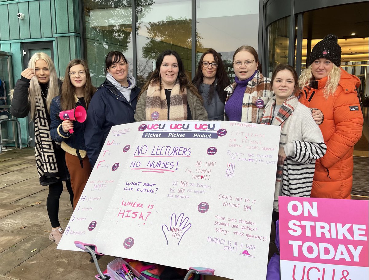 Simply amazing support from nursing students for today’s ⁦@UHI_UCU⁩ picket lines #ThinkAgainUHI ⁦@ThinkUHI⁩ #ucuRISING #saveUHI