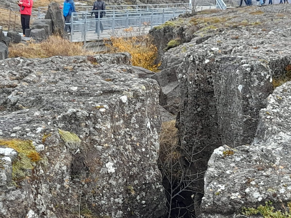 JHedaux's tweet photo. A walk across 2 continents, North American and Eurasian tectonic plates #Thingvellir #Iceland https://t.co/ugRLWlRurU