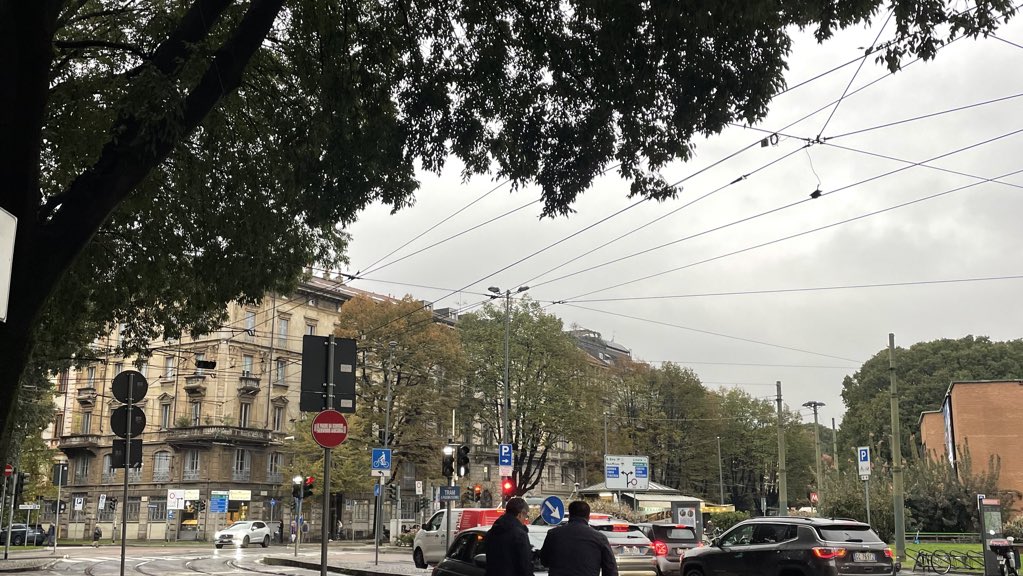 oatmeiv's tweet photo. foggy weather. since we're risotto people, we didn't celebrate world pasta day and made risotto ai funghi instead https://t.co/eA4XH392af