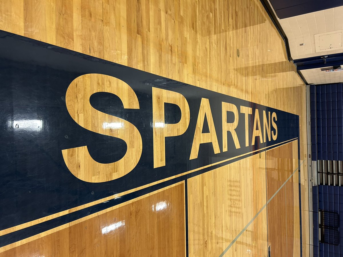 TracyBloomfield's tweet image. This can only mean one thing…It’s BASKETBALL SEASON 🏀 #go2work