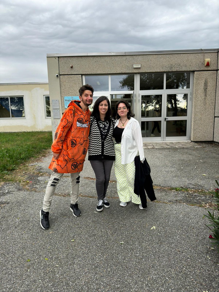 NovarArcobaleno's tweet photo. Qualche scatto del nostro #grupposcuola e della bella giornata con The Factory Novara.

Presto tantissime news 🌈

#NovarArcobaleno
#Novara
#NovaraLGBT https://t.co/dLF5a3IkXh