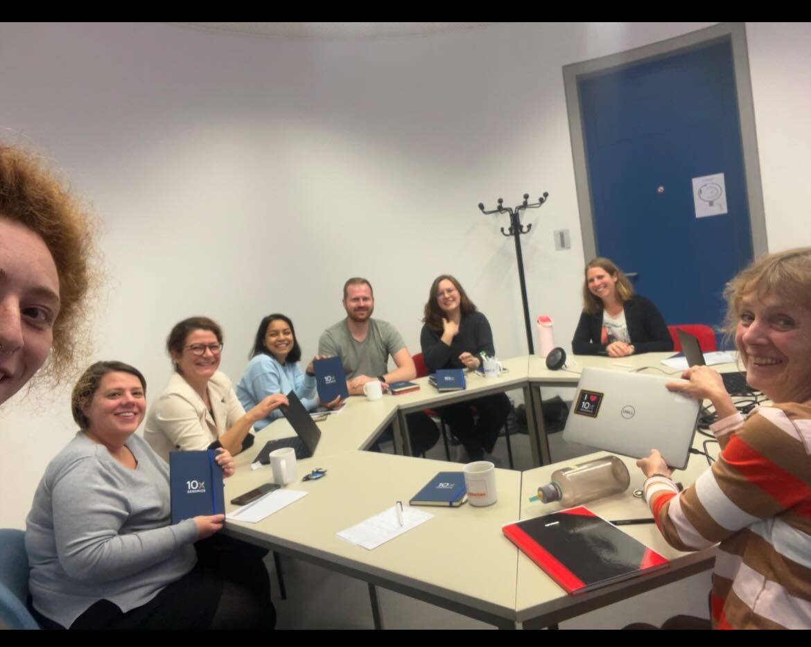 HI-TRON Mainz (@hitronmainz) on Twitter photo It was a great pleasure to host <a href="/10xGenomics/">10x Genomics</a> in our institute. Correlating the spatial distribution of cells in a tumor biopsy with mRNA transcript data provides a comprehensive foundation for future immunotherapeutic advancements #singlecells #spatial transcriptomics It was a great pleasure to host <a href="/10xGenomics/">10x Genomics</a> in our institute. Correlating the spatial distribution of cells in a tumor biopsy with mRNA transcript data provides a comprehensive foundation for future immunotherapeutic advancements #singlecells #spatial transcriptomics