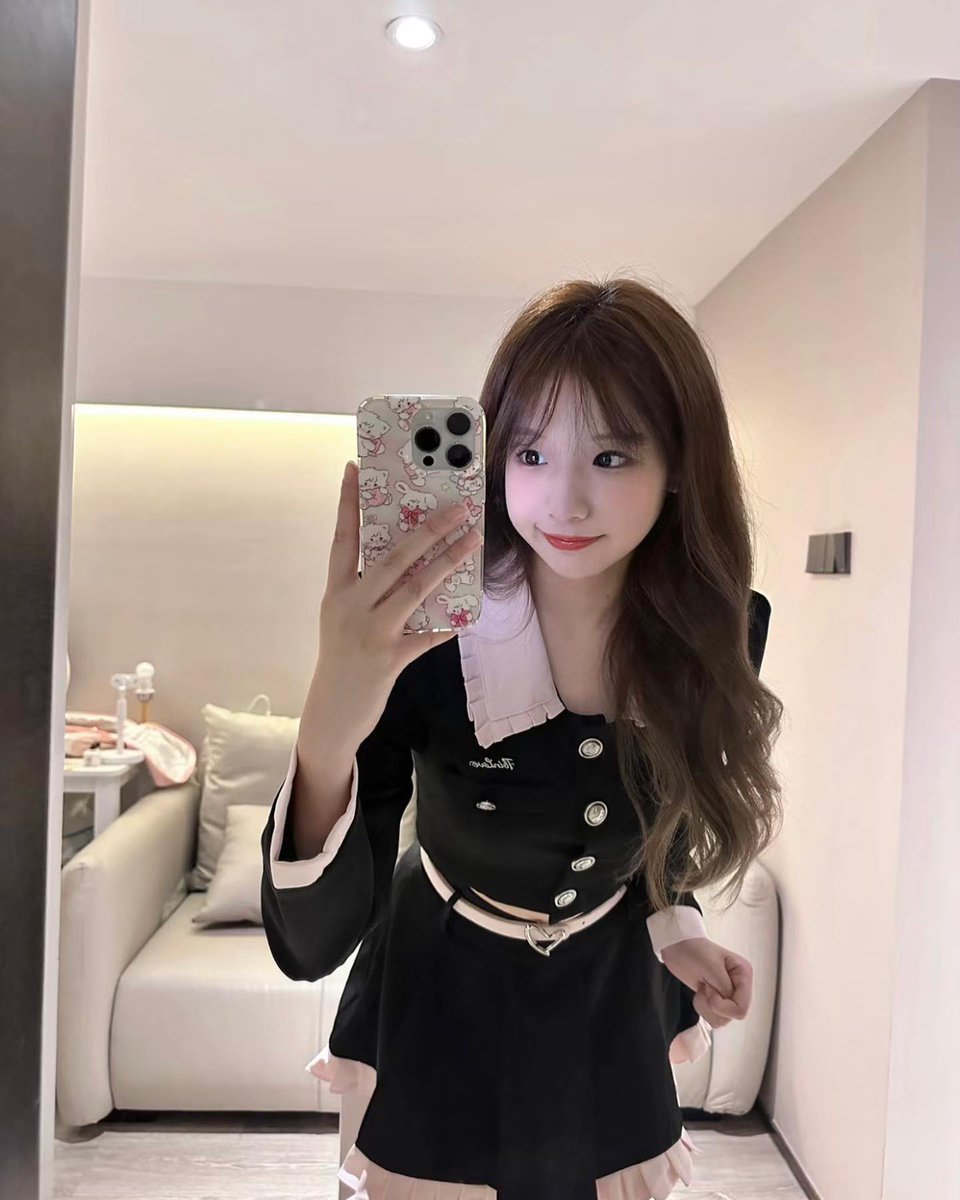 andxiaoyu99's tweet photo. 本小姐要出门啦～
见到我要打招呼哟💕
#武汉 https://t.co/Mex5zW80yx