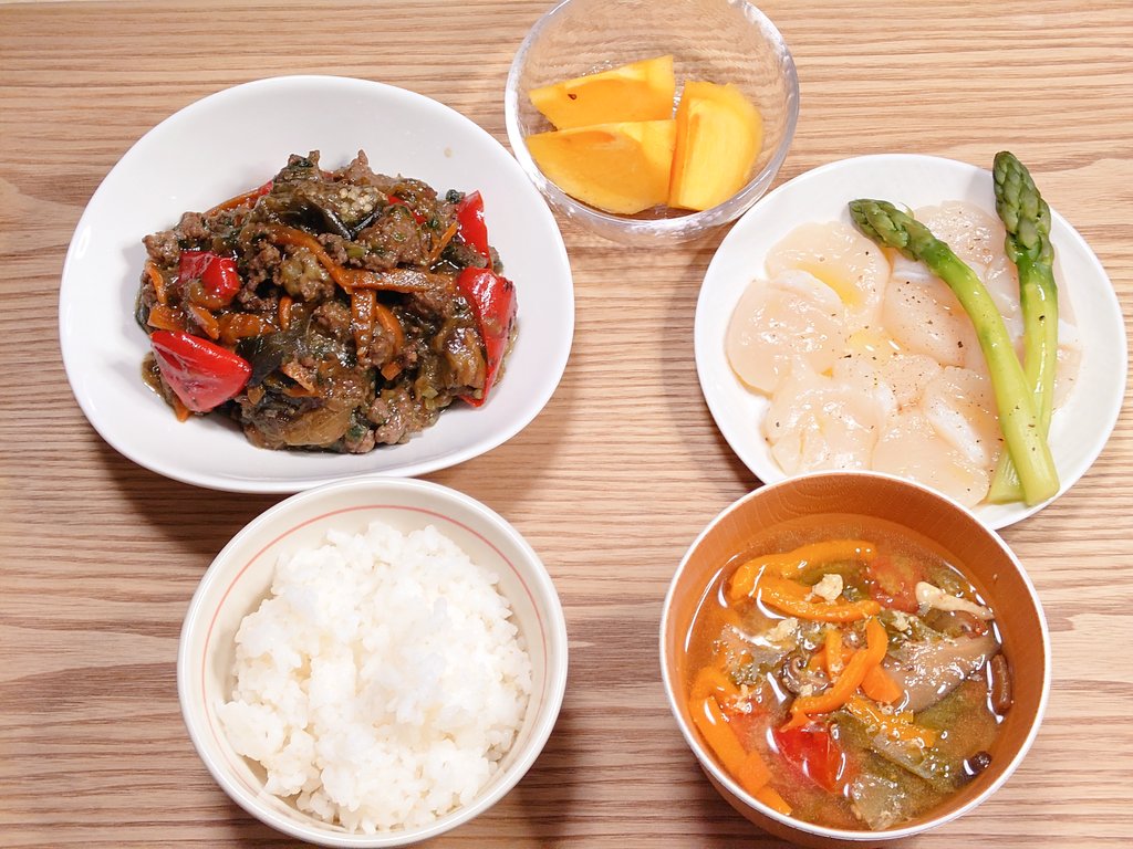 kumipiw's tweet photo. こんばんはー

コストコでホタテが安かったのでホタテ堪能しますー😆

今日の食材はぜーんぶコストコです👏

#おうちごはん𓎩𓌉𓇋  #自炊記録 https://t.co/FusGlLXucK
