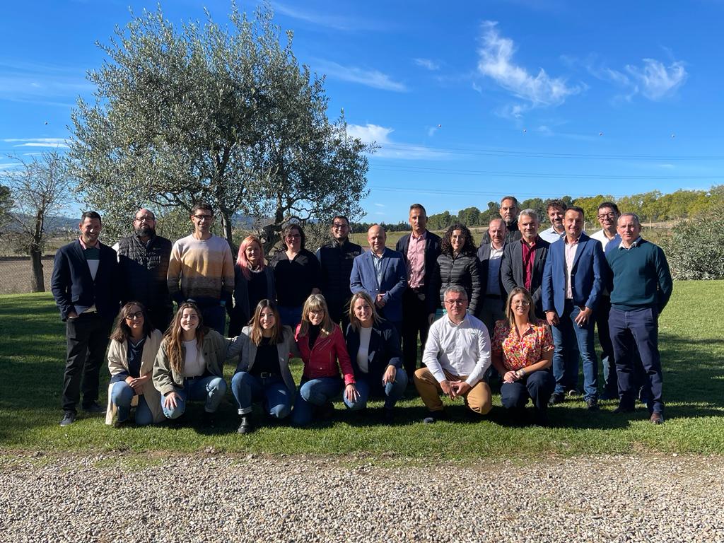 📍Convención Técnico-Comercial anual LABIN:
👉 Compartimos experiencias, presentamos productos nuevos, resultados de ensayos, etc.
👌 Apostamos 100% en sostenibilidad y en la reducción de la huella de Carbono.

#labin #convencionlabin