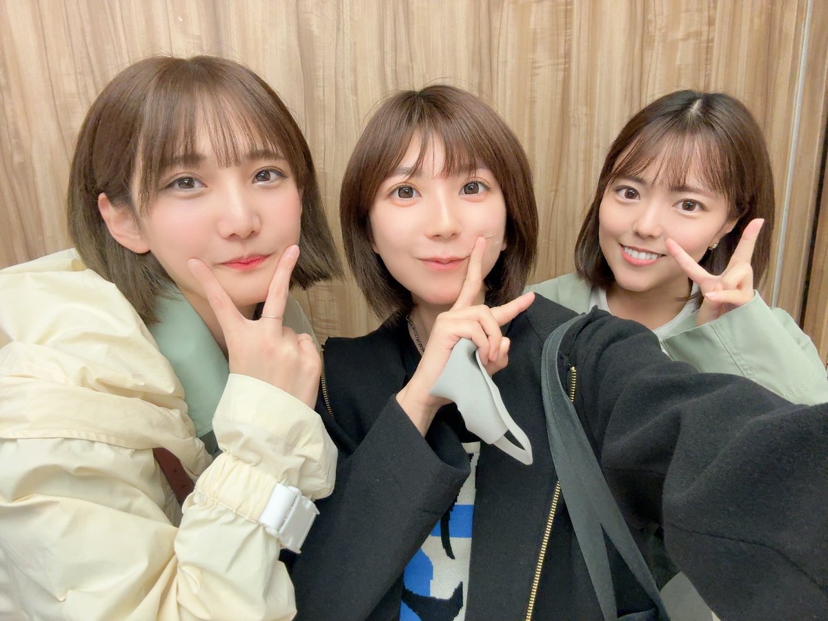 chisa2chisa1's tweet photo. neneちゃんライブお疲れ様でしたの会😀🎤

皆の近況報告が濃厚なのに、私の近況は神宮球場に沢山通った話しか持ち合わせてなかった‥‥⚾笑
明日はドラフト会議だーっ！🐧笑 https://t.co/DmMDO4HwZZ