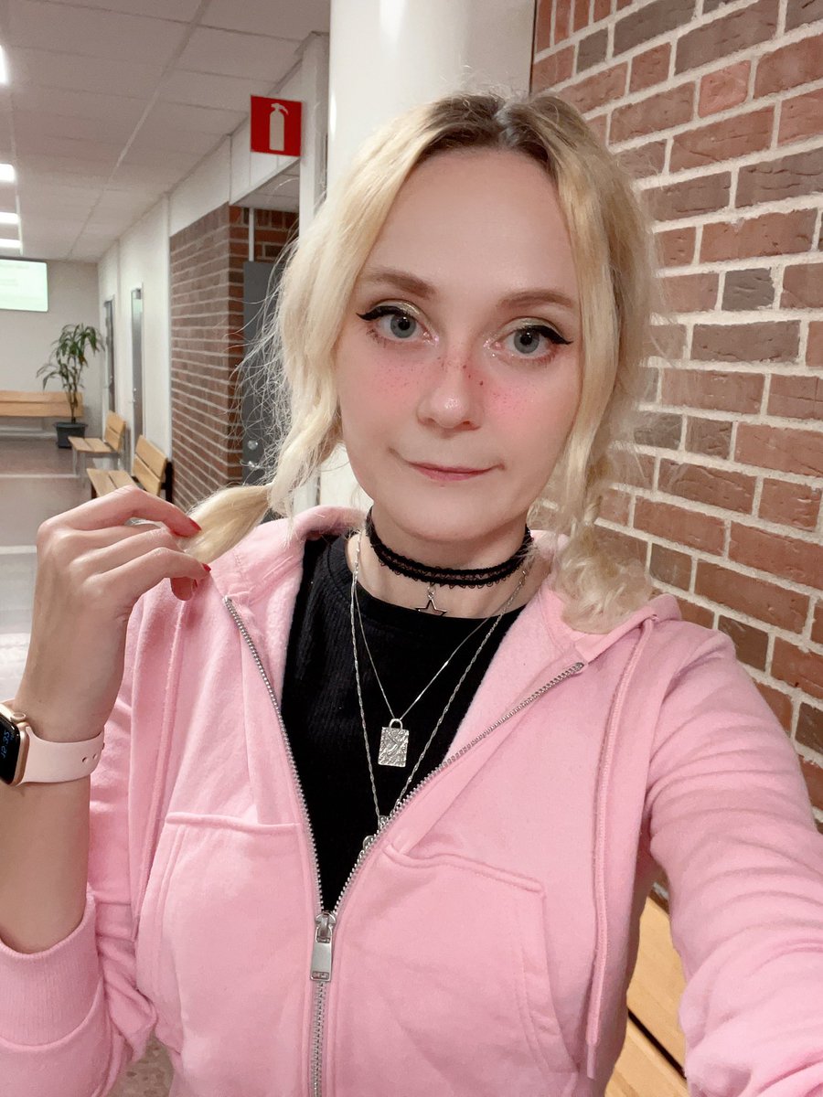 Hej! Trevlig Óðinsdagr 💖🪄🧝🏻‍♀️🌸
#anime #gaming #elf #elfgirl #norsegirl