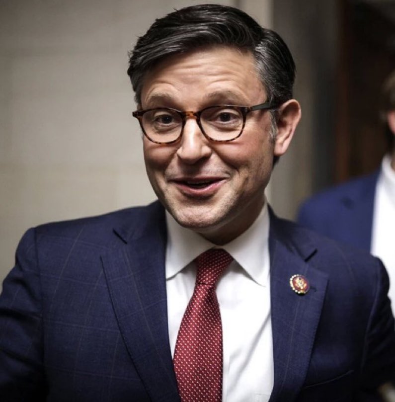 7Smite4's tweet photo. Mike Johnson looks like ChatGPT’s idea of a Republican. https://t.co/yjoJnHXszO