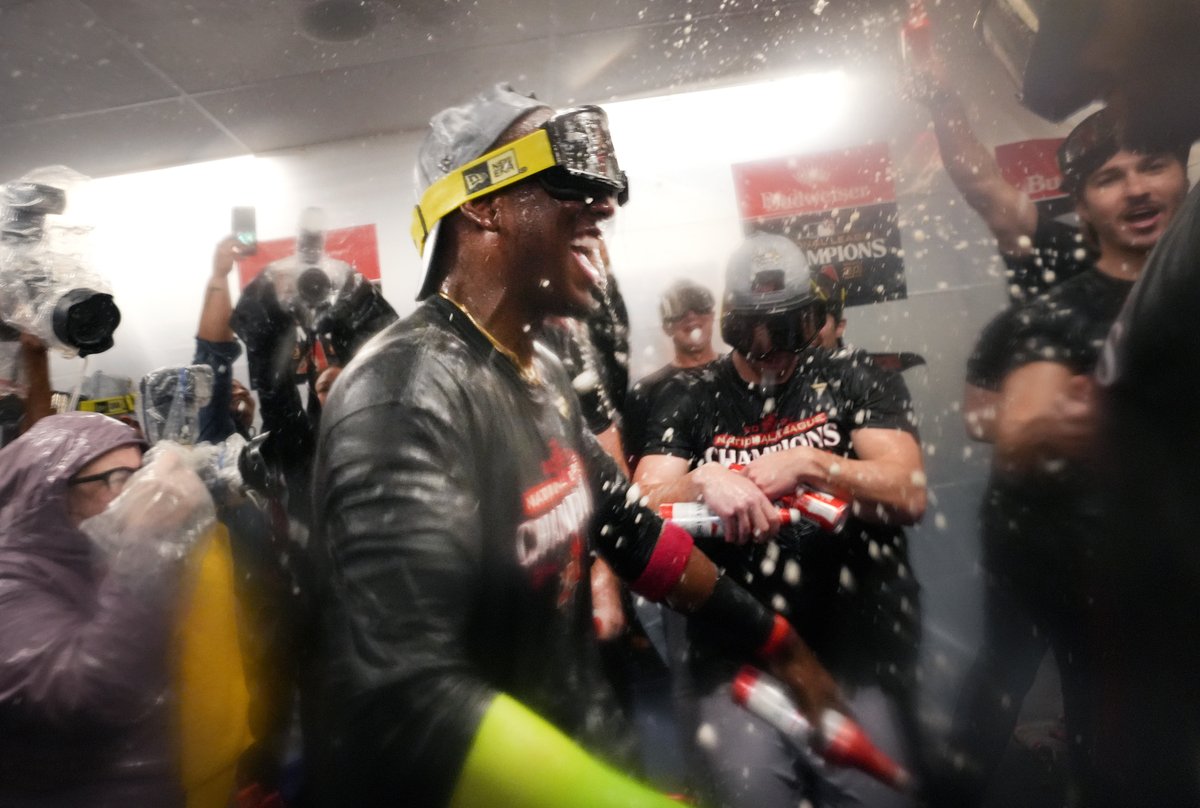 Champagne for the boys. #WorldSeries bound.