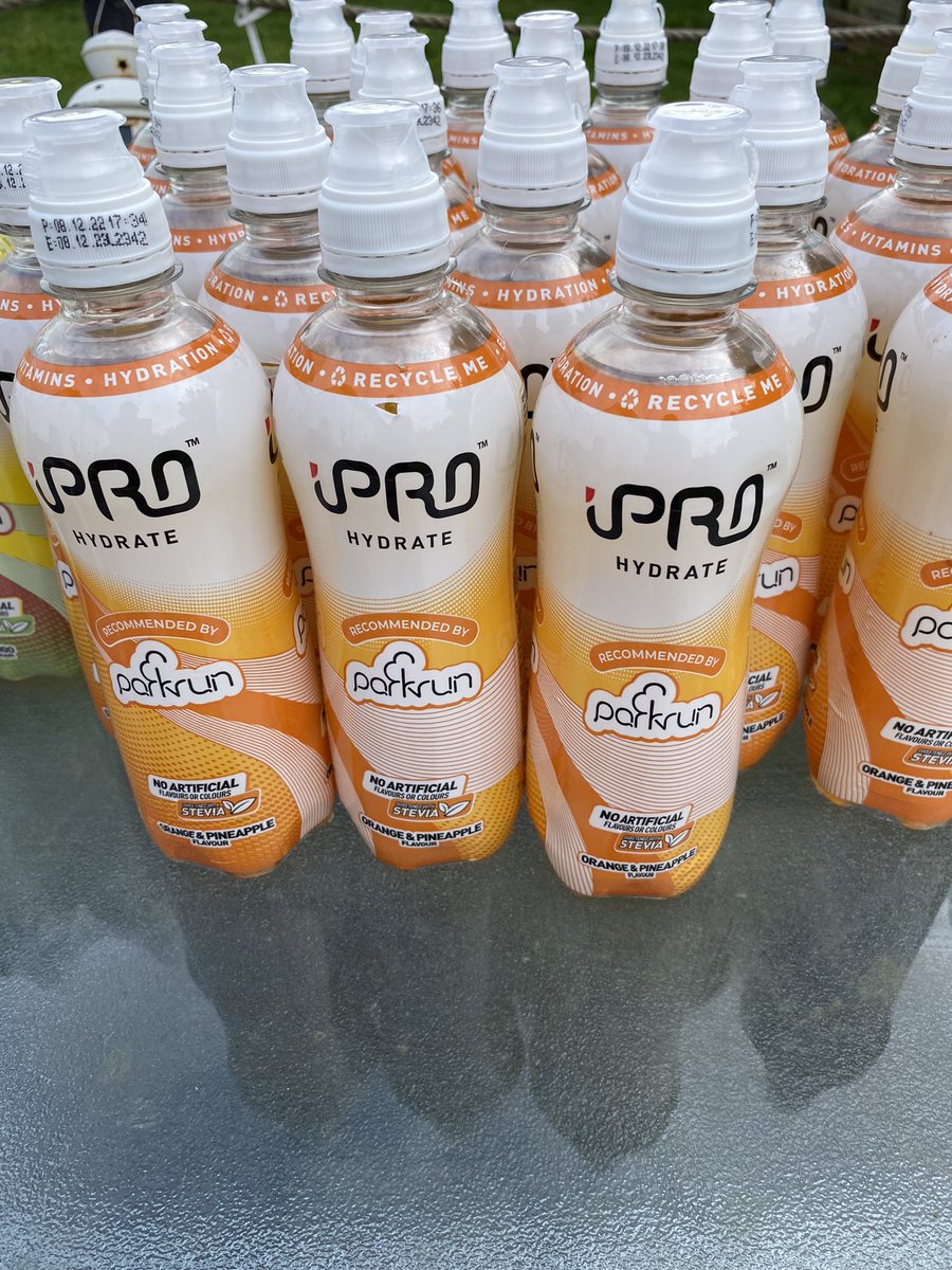 Jacklouiscox's tweet photo. @iPROHydrate #iprohydrate #keephydrated #parkrun #hydrationiskey #nonasties #allsports #golf #football #rugby #netball keeping hydrated with all my training and matches. Thank you for my delivery π¦. https://t.co/4ffgywzznK