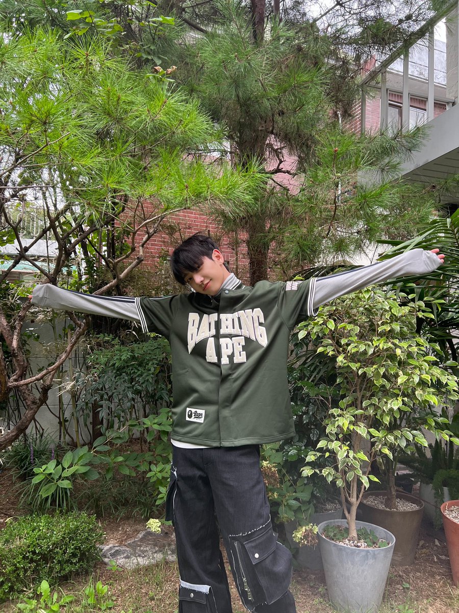 BOYNEXTDOOR_twt's tweet photo. 이런 남사친룩 어때요..!!

#BOYNEXTDOOR 
#보이넥스트도어
#명재현
#JAEHYUN https://t.co/m8mhom5OAu