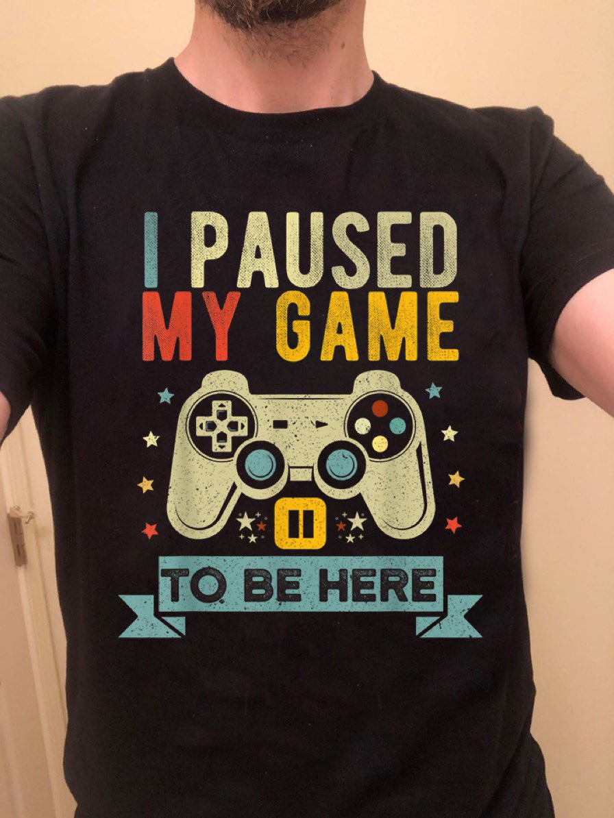 jarðarför á mánudaginn,varð að splæsa😋👍