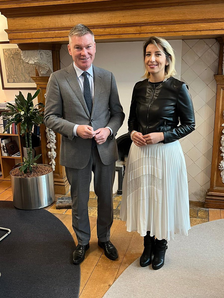 De haat tegen de Spanjaarden zat zo diep bij de Watergeuzen die Den Briel bevrijden, dat hun leuze was  ‘Liever Turks dan paaps’. De geuzen vonden de tirannie van de paus groter dan die van de Turk. Als je je belasting betaalde, mocht je van de Turken gewoon denken wat je wilde.